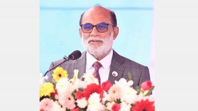 মৎস্য ও প্রাণিসম্পদমন্ত্রী শ ম রেজাউল করিম