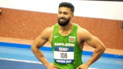এশিয়ান ইনডোর অ্যাথলেটিকসে সোনা জিতেছেন ইমরানুর রহমান।