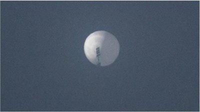 চীনা বেলুনটি গোয়েন্দা নজরদারিতে ব্যবহারের অভিযোগ করেছে যুক্তরাষ্ট্র। ছবি: রয়টার্স