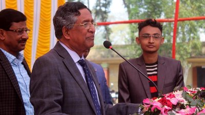 বক্তব্য দিচ্ছেন কৃষিমন্ত্রী ড. আব্দুর রাজ্জাক