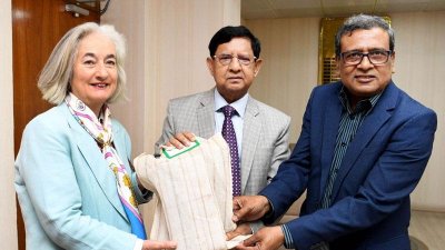 পাটমন্ত্রীর সঙ্গে ফ্রান্সের রাষ্ট্রদূতের সৌজন্য সাক্ষাৎ
