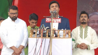 কর্মিসভায় বক্তব্য দিচ্ছেন ছাত্রলীগ সভাপতি সাদ্দাম হোসেন