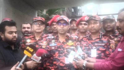 তদন্ত কমিটির প্রধান লেফটেন্যান্ট কর্নেল মোহাম্মদ তাজুল ইসলাম চৌধুরী