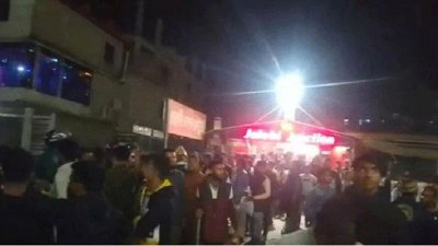 শিক্ষার্থী ও ব্যবসায়ীদের সংঘর্ষ