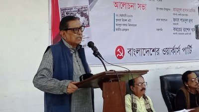 নাকে বড়শি আটকে দিয়েছে আইএমএফ: মেনন