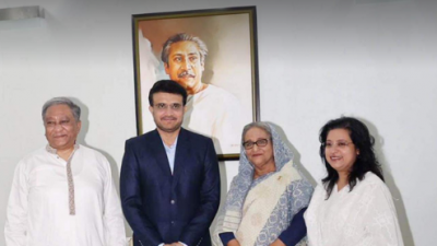 প্রধানমন্ত্রীর সঙ্গে দেখা করেছেন সৌরভ গাঙ্গুলি। ছবি- বাংলাদেশ আওয়ামী লীগের ফেসবুক থেকে।