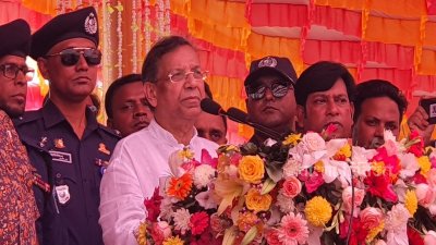 জমশেরপুর উচ্চ বিদ্যালয়ের শতবর্ষ পূর্তি অনুষ্ঠানে বক্তব্য রাখছেন আইনমন্ত্রী আনিসুল হক 