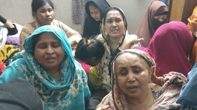 ‘ওরা আমার বুক খালি করেছে, বংশ নির্বংশ করতে চেয়েছিল’