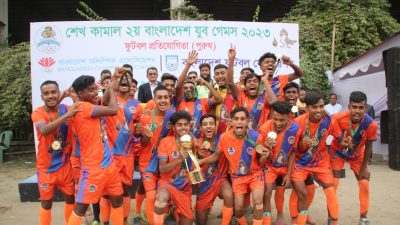 শ্বাসরুদ্ধকর ফাইনালে রাজশাহীকে জেতালেন নাহিদুল