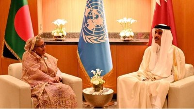 প্রধানমন্ত্রী শেখ হাসিনার সঙ্গে কাতারের আমির শেখ তামিম বিন হামাদের বৈঠক