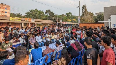 কুবি ছাত্রলীগের বিলুপ্ত কমিটির নেতাদের সংবাদ সম্মেলন