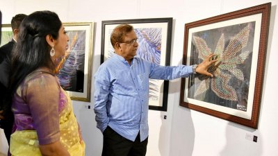 ফরিদা ইয়াসমিন পারভীনের একক চিত্র প্রদর্শনী ‘কালার্স অব লাইফ’
