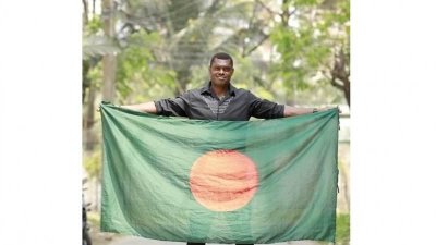কিংসলের অপেক্ষা ফুরালো না