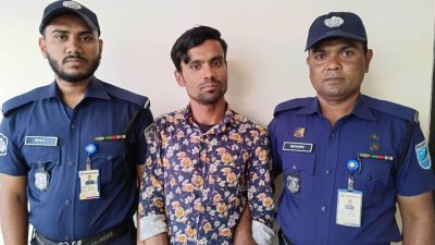 গ্রেফতারকৃত মাসুদ