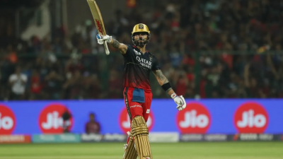 ঝড়ো ব্যাটিংয়ে অপরাজিত ছিলেন কোহলি।