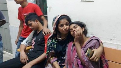 পারুল বেগমের স্বজনদের আহাজারি