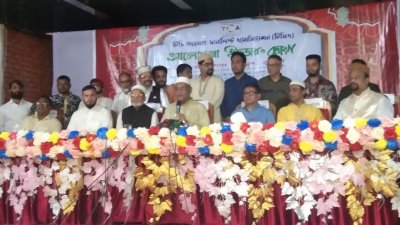 টেলিভিশন ক্যামেরা জার্নালিস্ট অ্যাসোসিয়েশন (টিসিএ) আয়োজিত ইফতার সভায় বক্তব্য রাখছেন তথ্য ও সম্প্রচারমন্ত্রী ড. হাছান মাহমুদ