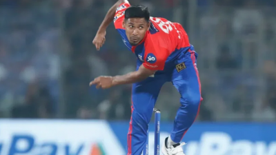 মোস্তাফিজের দুটি ‘ভুল ডেলিভারি’ ভাগ্য গড়ে দিয়েছে: ওয়ার্নার