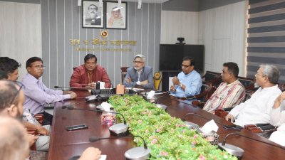বিভিন্ন ক্লাবের প্রতিনিধিগণ যুব ও ক্রীড়া প্রতিমন্ত্রী জাহিদ আহসান রাসেলের সাথে বৈঠক করেন