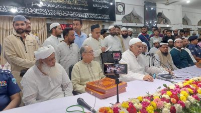 হাটহাজারী মাদ্রাসা পরিদর্শনে গিয়ে বক্তব্য দেন স্বরাষ্ট্রমন্ত্রী