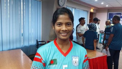 ‘দেশের জন্য খেলবো, এতেই আনন্দ হচ্ছে’ 