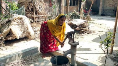 পানি উঠছে না নলকূপ থেকে