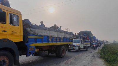 ঢাকা-টাঙ্গাইল-বঙ্গবন্ধু সেতু মহাসড়কে থেমে থেমে চলছে গাড়ি