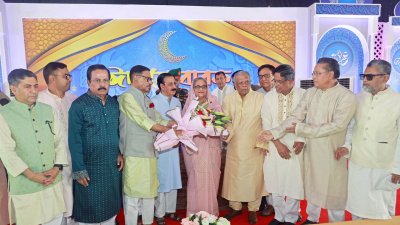 ঈদের দিন আওয়ামী লীগের নেতাকর্মীরা প্রধানমন্ত্রী শেখ হাসিনাকে শুভেচ্ছা জানান (ছবি: ফোকাস বাংলা))