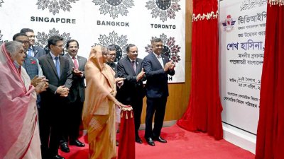 নবনির্মিত ভিভিআইপি লাউঞ্জের উদ্বোধন করেন প্রধানমন্ত্রী শেখ হাসিনা