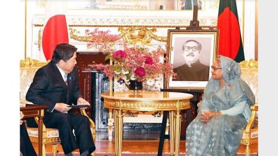 জাপানের পররাষ্ট্রমন্ত্রী ইয়োশিমাসা হায়াশির সঙ্গে প্রধানমন্ত্রী