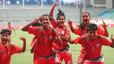 তুর্কমেনিস্তানের বিপক্ষে তিন গোলে এগিয়ে বাংলাদেশ