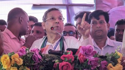 যজ্ঞেশ্বর উচ্চ বিদ্যালয়ের শতবর্ষের অনুষ্ঠানে বক্তব্য দেন আনিসুল হক