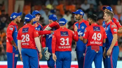 পার্টিতে অনাকাঙ্ক্ষিত ঘটনায় বিধিনিষেধের কবলে মোস্তাফিজরা