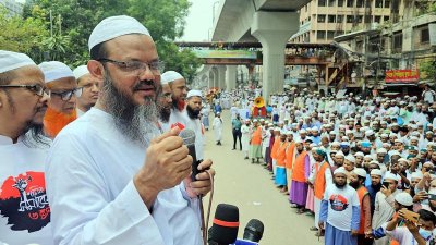 কল্যাণরাষ্ট্র ছাড়া শ্রমিকদের অধিকার প্রতিষ্ঠা হবে না: মুফতি ফয়জুল করীম