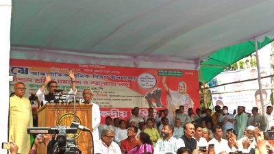 সমাবেশে বক্তৃতা করছেন ওবায়দুল কাদের