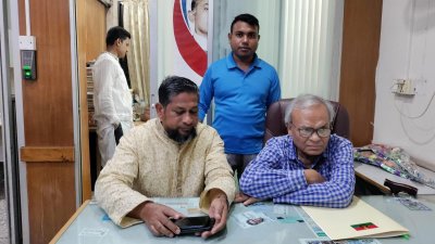 সংবিধান কি আটলান্টিক মহাসাগর যে নৌকা ছাড়া পার হওয়া যাবে না, রিজভীর প্রশ্ন
