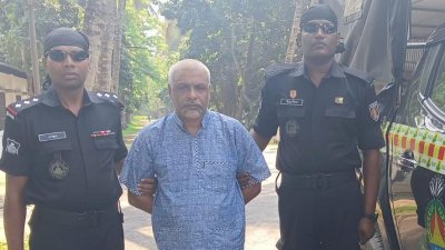 গ্রেফতার আমিনুর সরদার