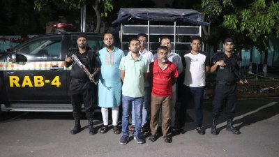 সারা দেশে এজেন্ট নিয়োগ, বিদেশ পাঠানোর নামে দিতো ভুয়া ভিসা