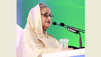 ইনস্টিটিউশন অব ইঞ্জিনিয়ার্স, বাংলাদেশের (আইইবি) ৬০তম সম্মেলনের উদ্বোধনী অনুষ্ঠানে প্রধানমন্ত্রী শেখ হাসিনা (ছবি: ফোকাস বাংলা)