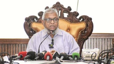 সংবাদ সম্মেলনে আরিফুল হক চৌধুরী