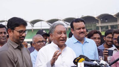 মিরপুরে কথা বলেছেন বিসিবি সভাপতি নাজমুল হাসান।