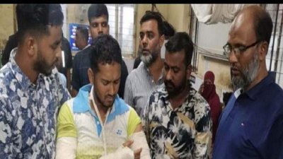 আওয়ামী লীগের নেতাকর্মীরা এ হামলা চালিয়েছেন বলে অভিযোগ বিএনপির