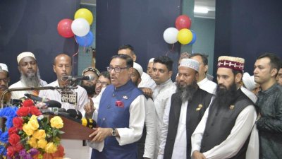 ওলামা লীগের প্রথম সম্মেলনে প্রধান অতিথি হিসেবে উপস্থিত ছিলেন ওবায়দুল কাদের