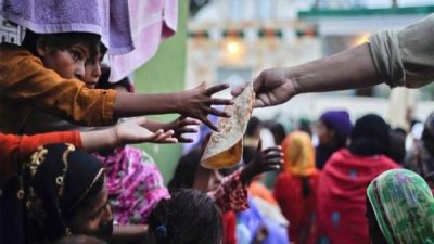 প্রতি ১০০ জনের মধ্যে ১০ জন মানুষ অনাহারে। ছবি: রয়টার্স