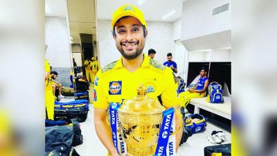 আইপিএল জিতে ক্রিকেটকেও বিদায় বললেন রাইডু
