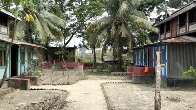 ওই যুবকের বাড়ি