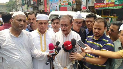 ডা. আফছারুল আমীনের জানাজা শেষে সাংবাদিকদের সঙ্গে মতবিনিময় করেন তথ্যমন্ত্রী