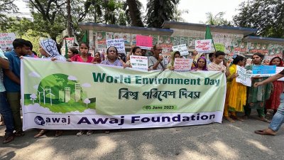 ‘পরিবেশ রক্ষায় সবাইকে সম্মিলিতভাবে কাজ করতে হবে’