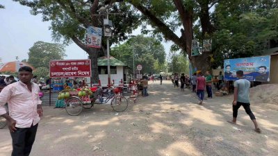 হিলি স্থলবন্দরে আমদানি-রফতানি বন্ধ