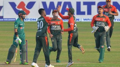 পাকিস্তানে খেলার প্রস্তাব পেয়েছে বাংলাদেশ